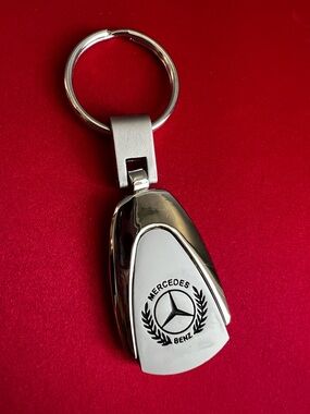 Genuine Mercedes-Benz Keychain is NWT